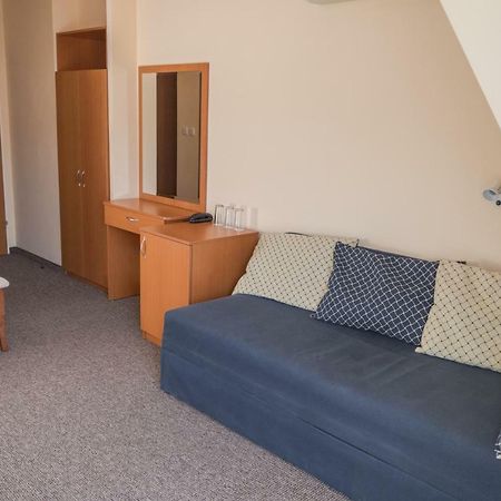 Hotel Eva Ravda Dış mekan fotoğraf