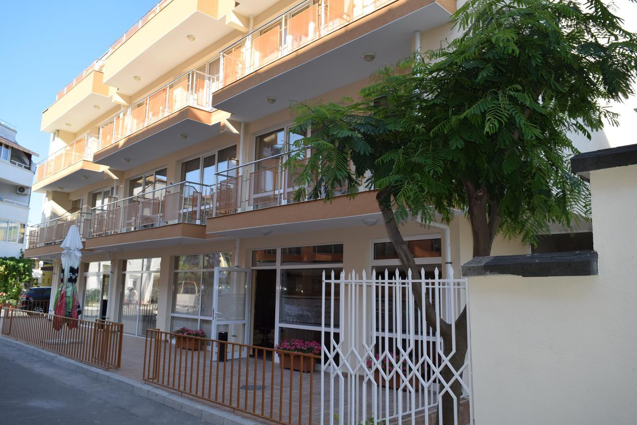 Hotel Eva Ravda Dış mekan fotoğraf