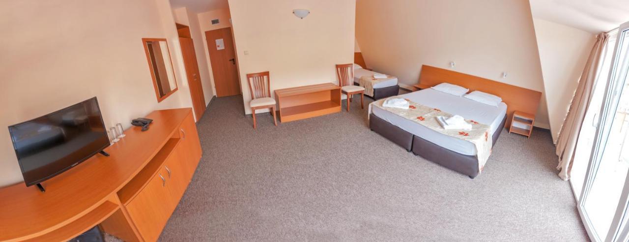 Hotel Eva Ravda Dış mekan fotoğraf
